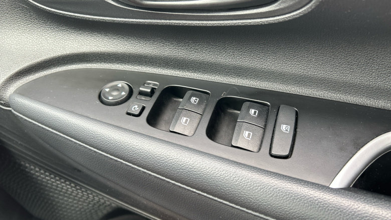 Hyundai BAYON 1.0 TGDi 48V MHEV SE Connect 5dr DCT Petrol Hatchback